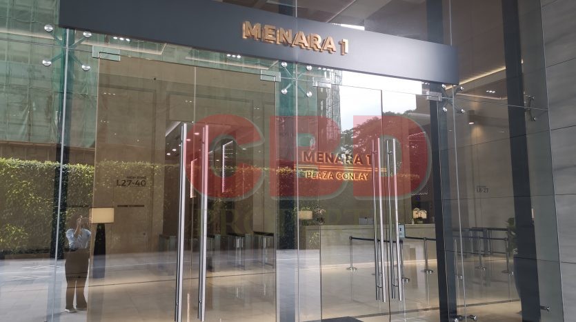 Plaza Conlay Entrance